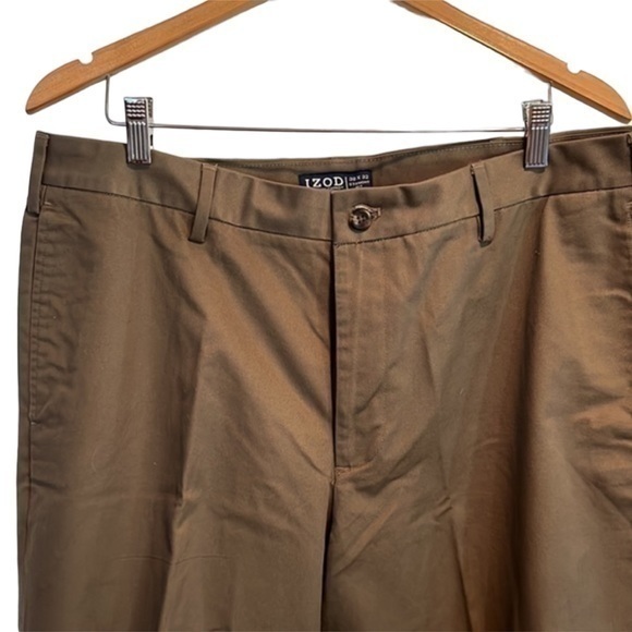 IZOD Madison‎ Chino 38x32 , Men’s, straight fit, olive, New without tags - Picture 4 of 9